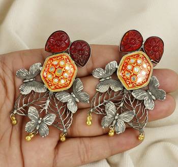 Red onyx carving meena earrings 2