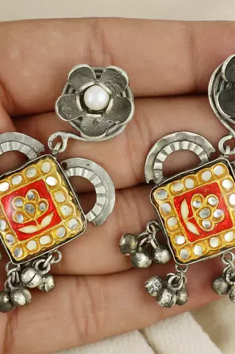White pearl oxidized meena earrings