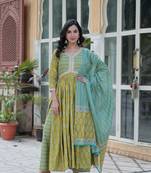 Parrotgreen cotton with printed alia cut kurta set