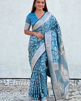 Skyblue Silk blend Sarees with blouse 2