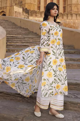 Off-white & yellow floral printed chanderi kurta set