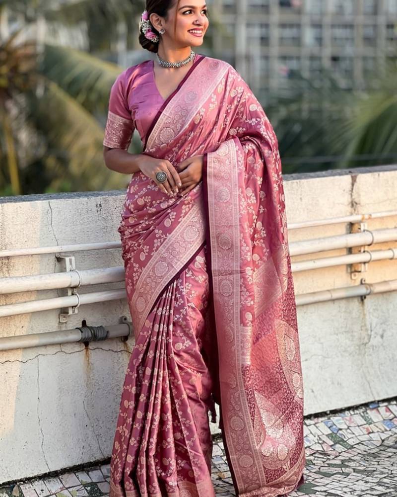Babypink Silk blend Sarees with blouse