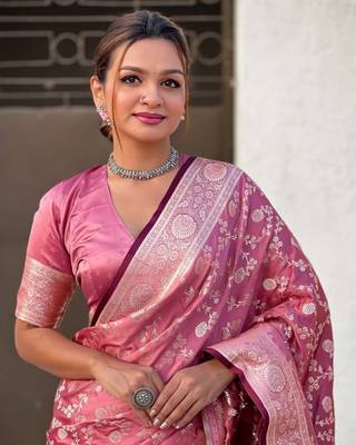 Babypink Silk blend Sarees with blouse 4