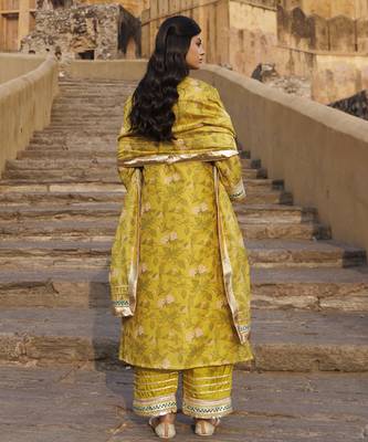 Olive yellow chanderi kurta set 2