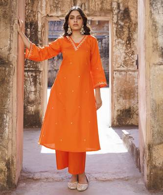 Orange embroidered kurta set 1