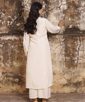 Ivory crepe co ord set 4