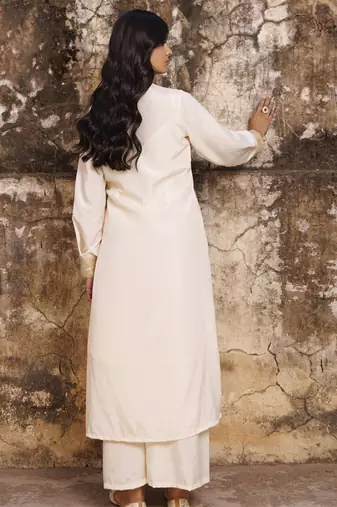 Ivory crepe co ord set