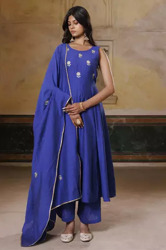 Blue embroiderd anarkali set