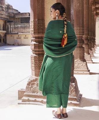 Green chanderi aari embroidered suit set 3