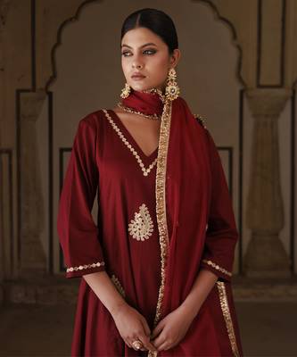 Maroon cotton silk gota patti work anarkali set 4