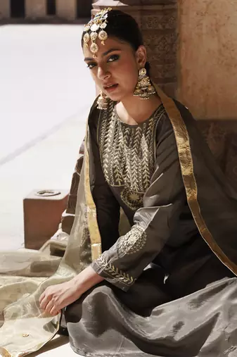 Green upadda silk aari embroidered kurta set