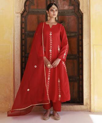 Red chanderi aari embroidered anarkali set 2