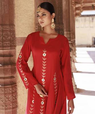 Red chanderi aari embroidered anarkali set 4