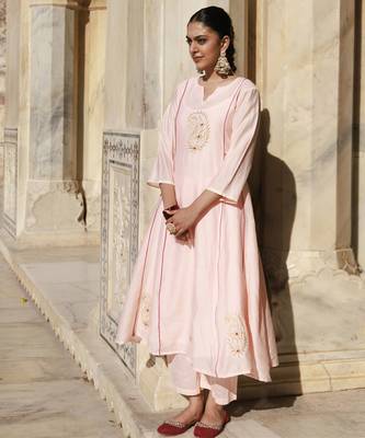 Peach chanderi aari embroidered anarkali set 3