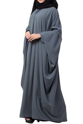 Grey simple yet elegant islamic kaftan abaya with pleats on neck 4