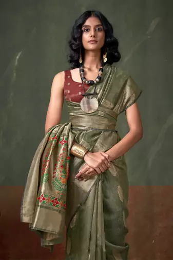 Mehendi pure paithani zari tissue handloom weaving saree