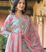 Women green rayon blend floral printed straight kurta trousers with dupatta