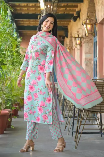 Women green rayon blend floral printed straight kurta trousers with dupatta