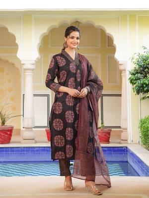 Women black rayon blend ajrakh printed straight kurta trousers with dupatta 3