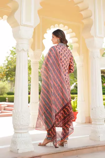 Women peach rayon blend ethnic motifs printed straight kurta trousers with dupatta