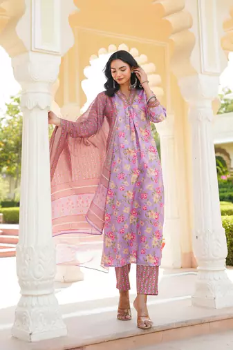 Women purple rayon blend floral printed straight kurta trousers with dupatta