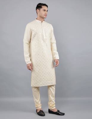  embroidered sequinned kurta set 3