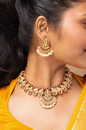 Gold-Plated Ganpati Motif Choker Necklace Set