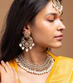 Kundan elegant pearl choker set