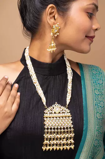 Kundan Long Necklace Set