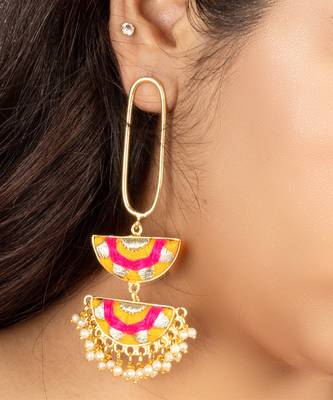 Honey glow mustard yellow dangler earrings 1