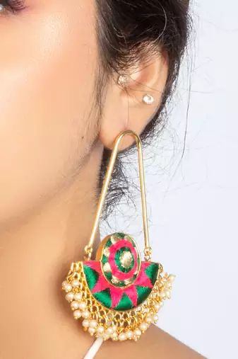Green ivy chaand baali earrings