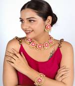 Sweet peach symphony necklace