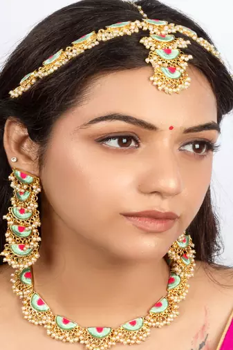 Mint petal & lotus pink embroidered haldi necklace set