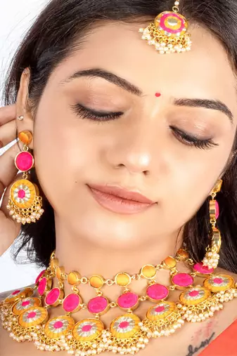 Mustard bloom silk thread embroidered necklace set