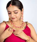 Aurora peach embroidery necklace set