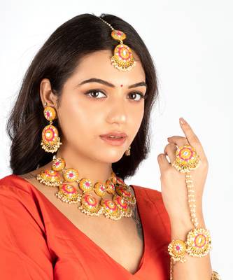 Bright blossom mustard & pink thread necklace set for pre-wedding occasion 1