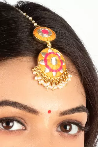 Bright blossom mustard & pink thread necklace set for pre-wedding occasion
