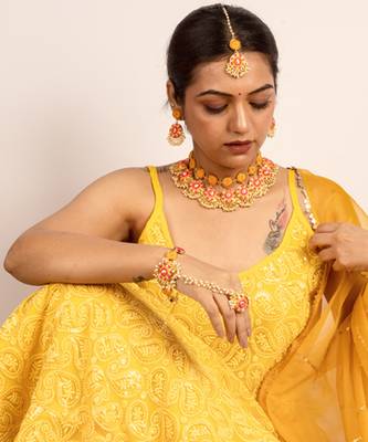 Sunset bloom silk embrodiered necklace set for haldi 3