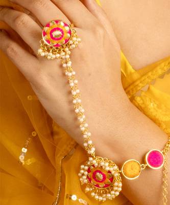 Sunset bloom silk embrodiered necklace set for haldi 5