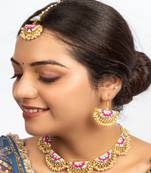 Serenity bloom necklace set