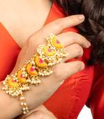 Petal radiance haathphool