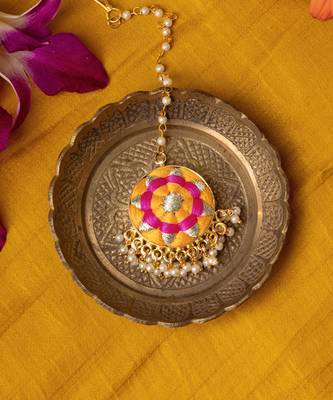 Golden bloom maang tikka 2