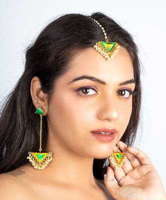 Green spark maang tikka 1