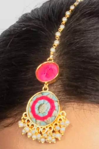 Sky rose maang tikka