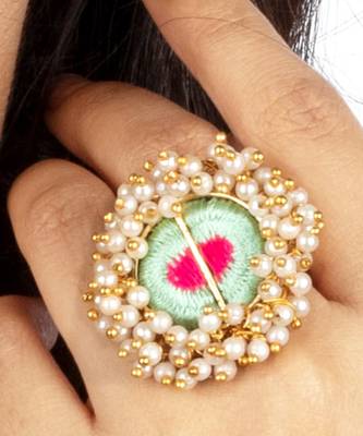 Blush ice embroidered ring 2