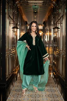 Velvet bottle green and mint green salwar set 4