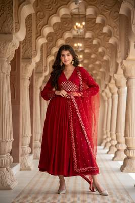 Maroon v neck anarkali set 1