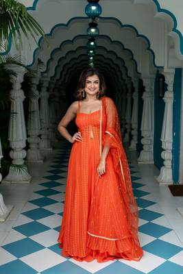 Orange long slit kurta with skirt 4