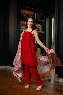 Red velvet salwar with heavy dupatta 1