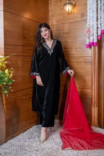 Velvet black and red embroidered kurta set